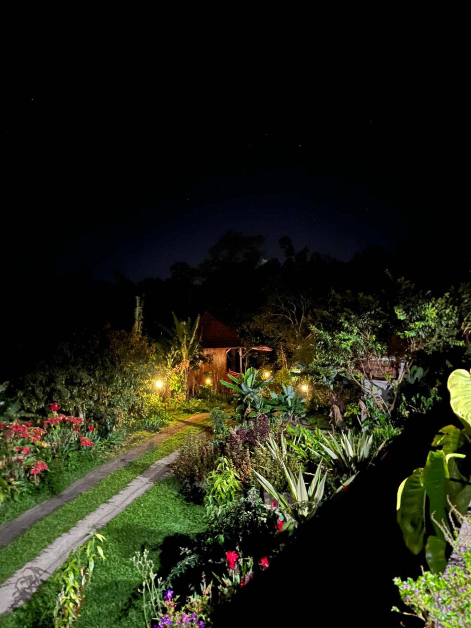 Manigelang Villa 姆杜克 外观 照片